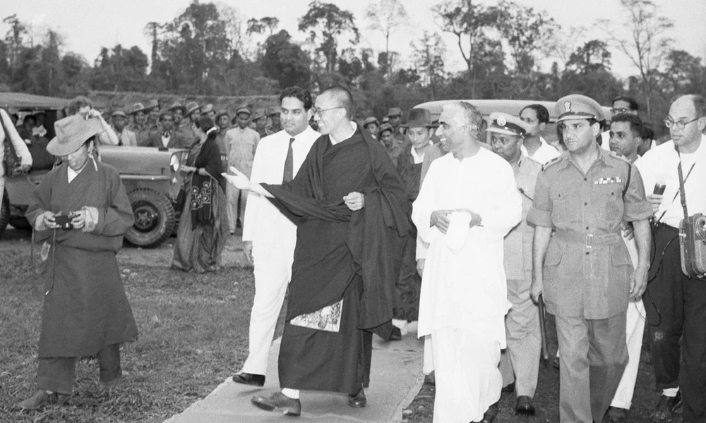 Tendzin Gyaco, a tizennegyedik dalai láma