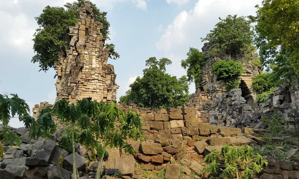 Romok Kompong Svay-ban
