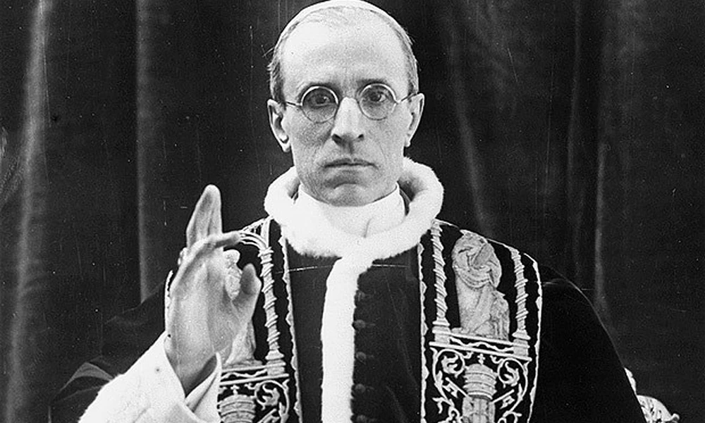 XII. Piusz