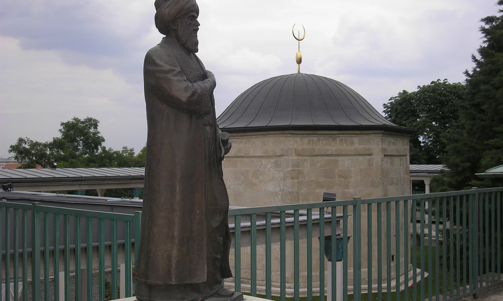 Gül Baba türbéje