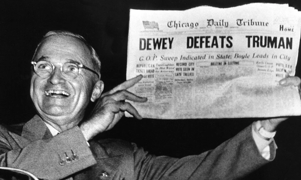 Truman 1948-as győzelme után a Chicago Daily Tribune az elnök vereségét hirdető számával