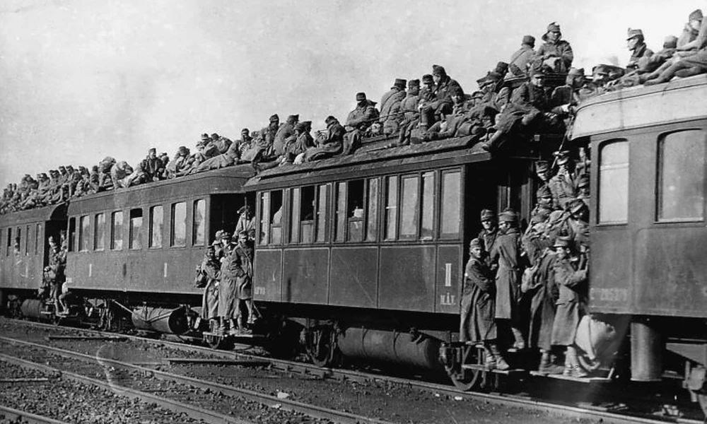 Frontról hazatérő katonák 1918 őszén