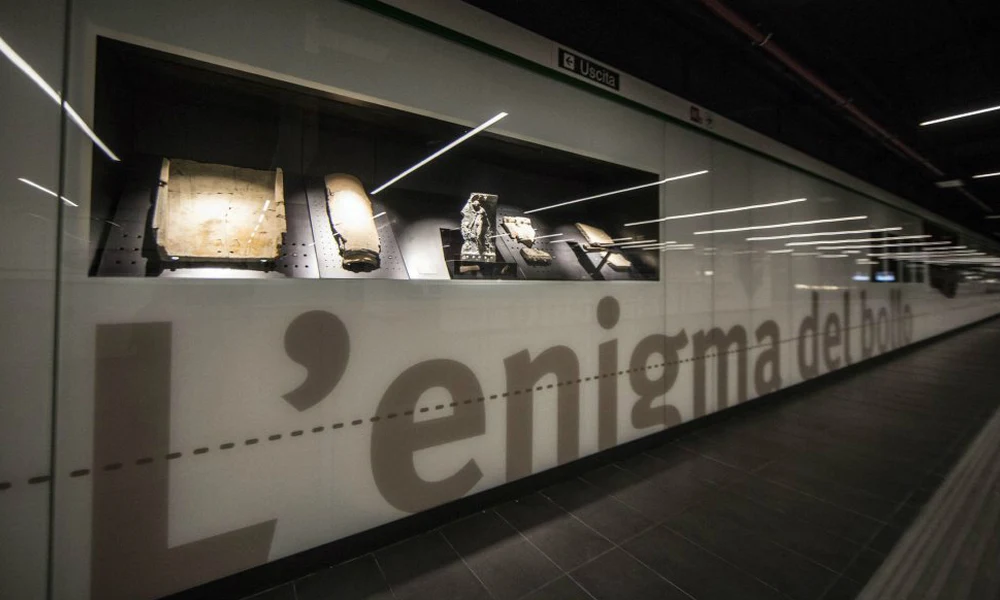 Kiállítás a San Giovanni metróállomáson
