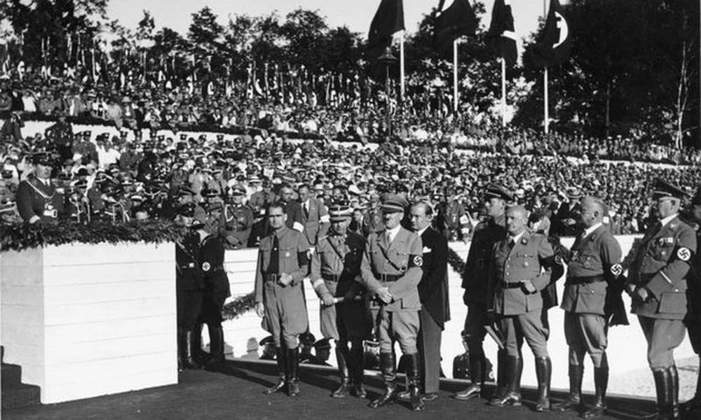 A Nemzetiszocialista Német Munkáspárt (NSDAP) VII. birodalmi kongresszusán Nürnbergben