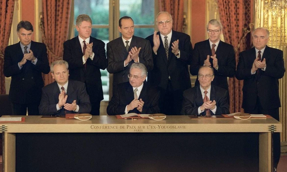 A daytoni békeszerződés aláírása