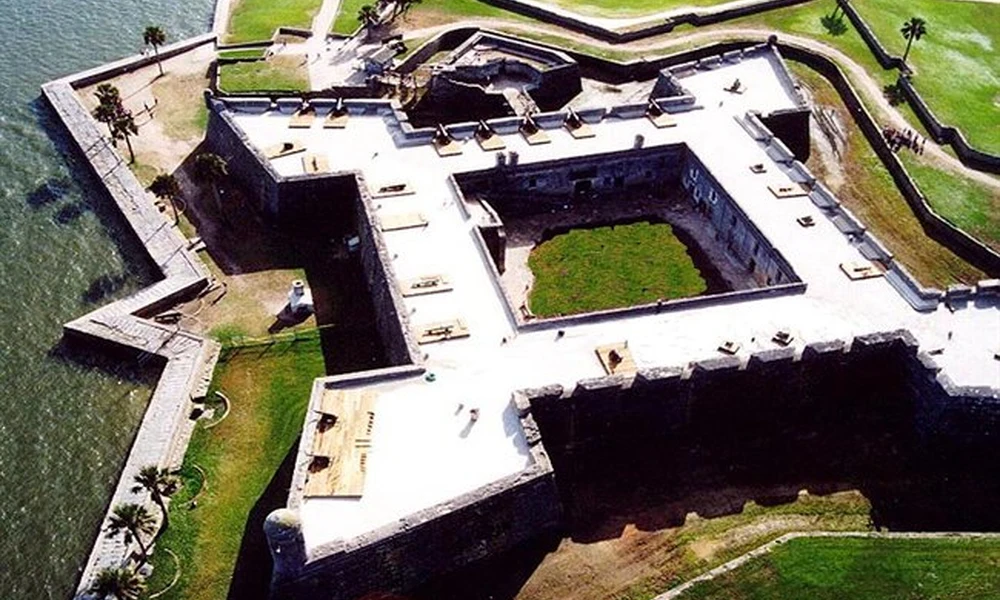 A floridai Castillo de San Marcos erőd is veszélyben van