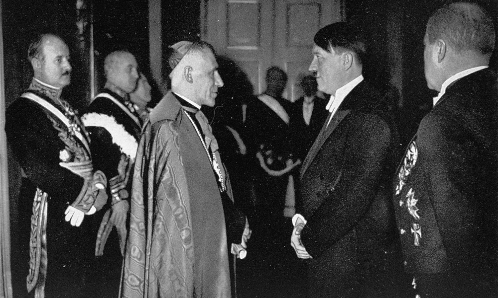 Hitler és XI. Piusz