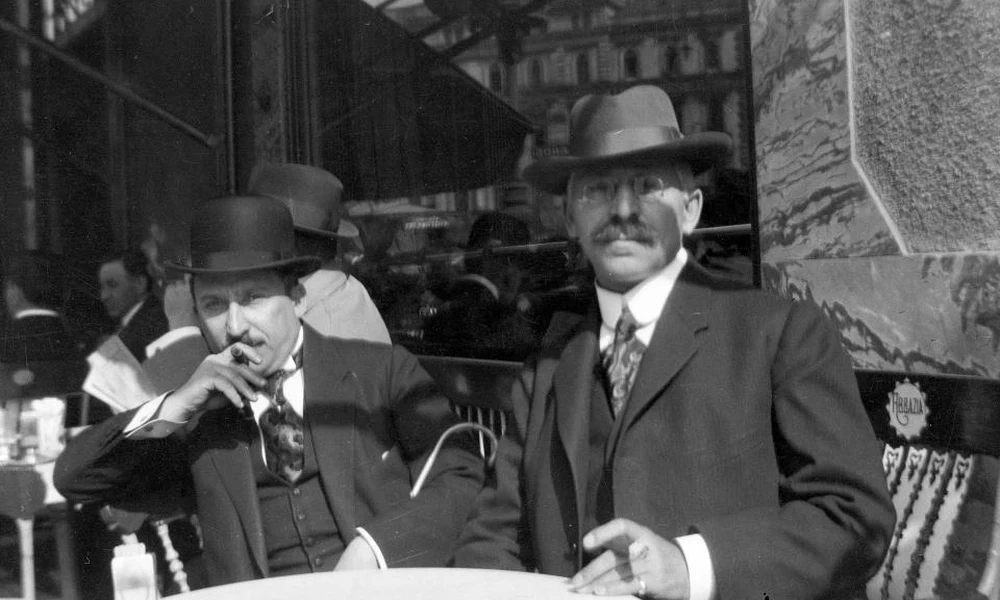 1917, Oktogon, Abbázia kávéház terasza