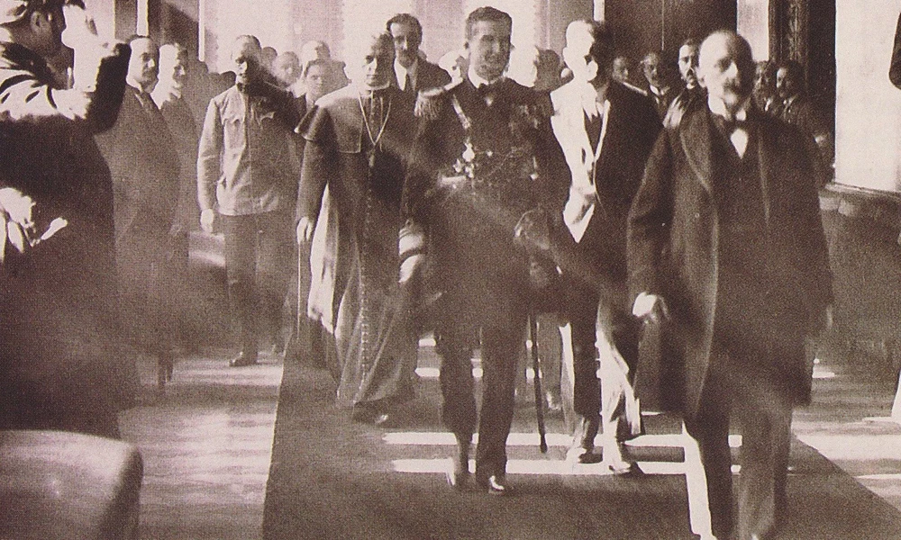 Horthy érkezése az Országházba 1920. március 1-én