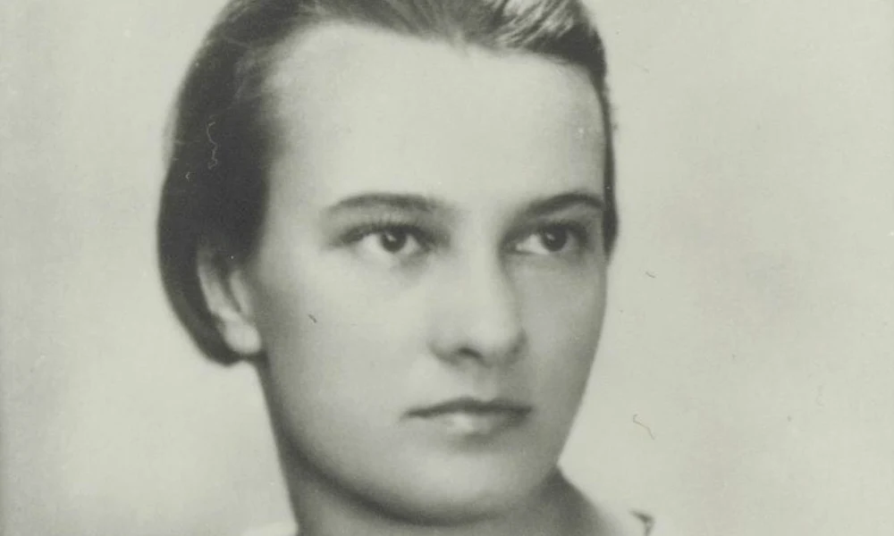 Kozmutza Flóra