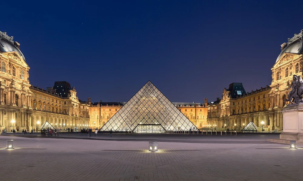 Louvre