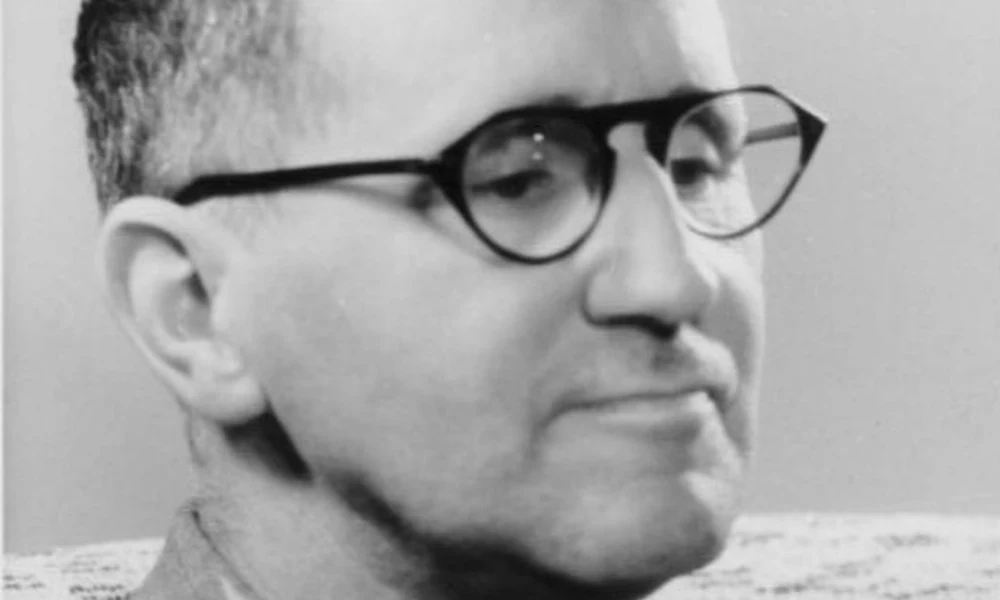 Bertolt Brecht