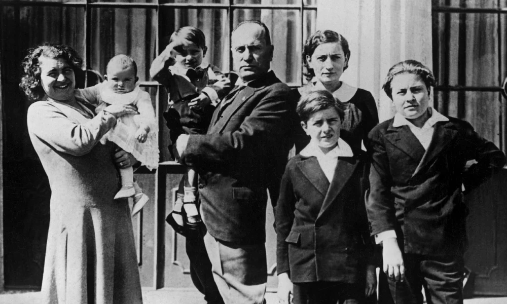Mussolini és családja