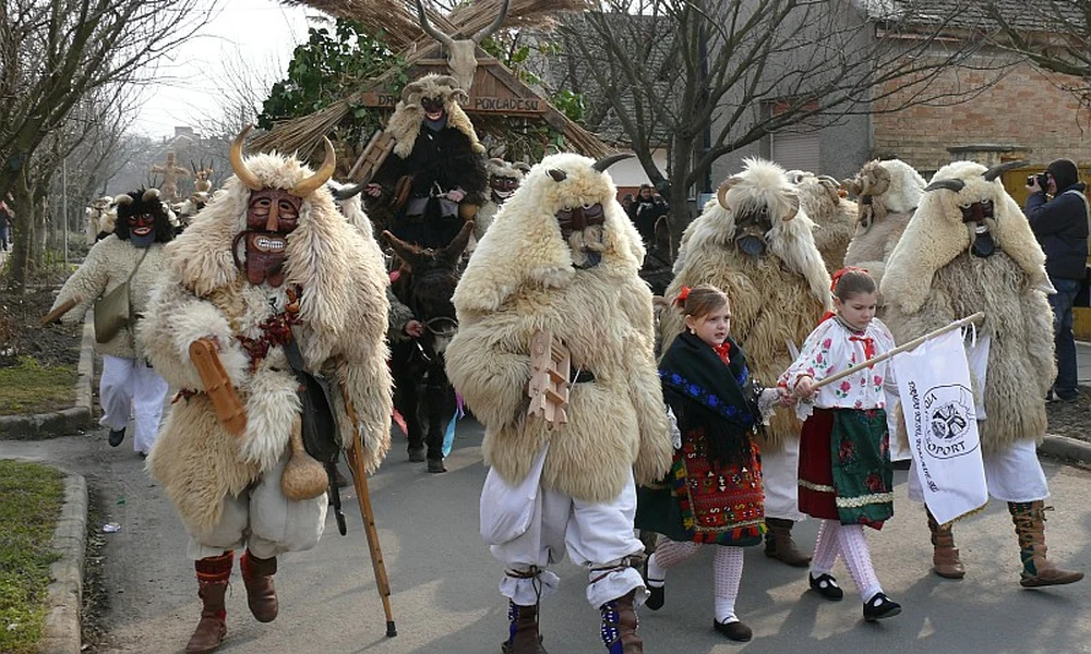 Busójárás