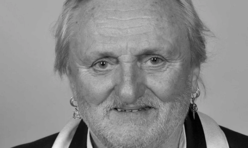 Benkő László