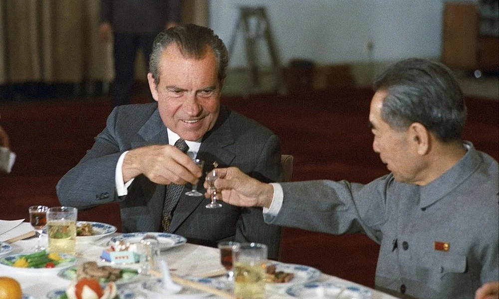 Nixon és Csou
