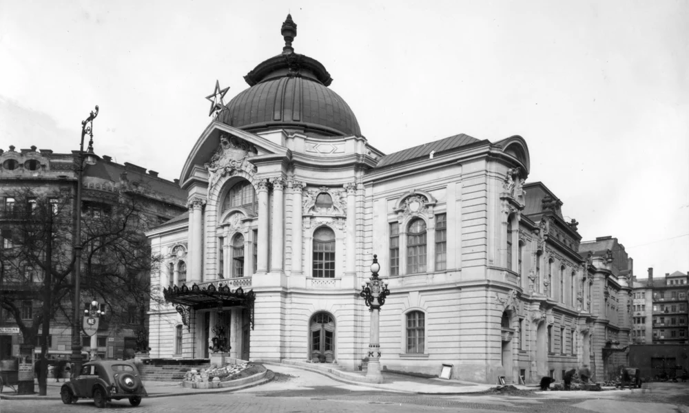 Vígszínház 1951-ben 
