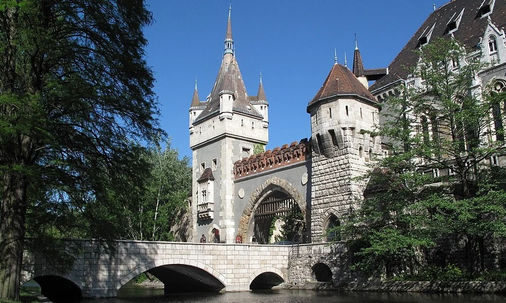 Vajdahunyadvár