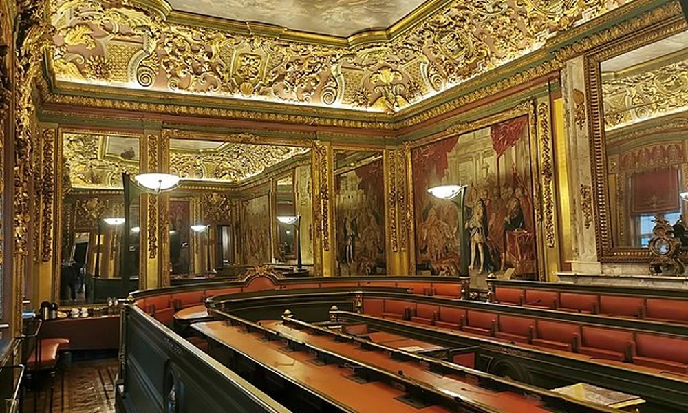 A városháza egyik terme