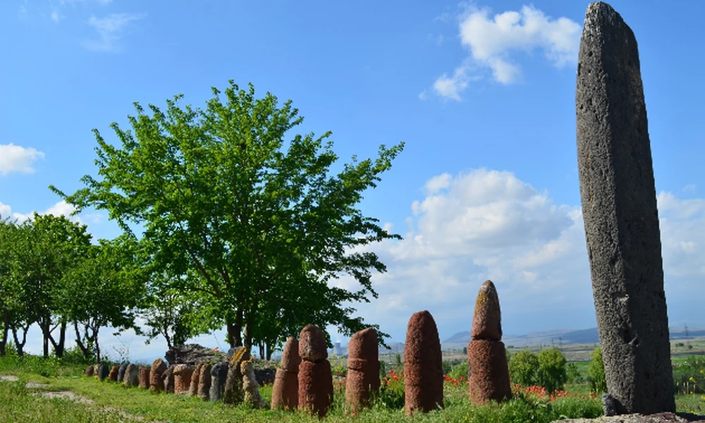 Sárkánykövek (Forrás: Wikipedia / Sonashen / CC BY-SA 3.0)