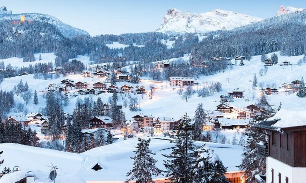 Cortina d'Ampezzo látképe 