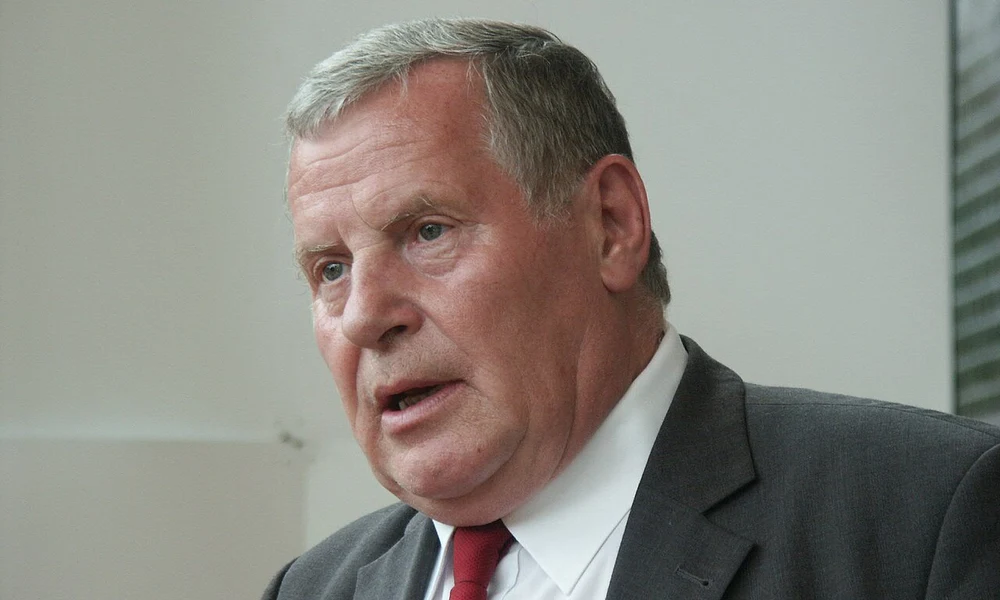Lothar Bisky politikus 2005-ben