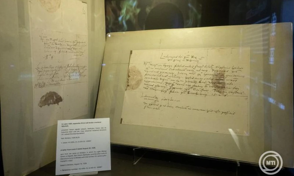 A levéltár és a HM Hadtörténeti Intézet és Múzeum a MOHÁCS 500 emlékév alkalmából rendezett közös kiállításának részlete a megnyitó napján az Országos Levéltár kiállító- és konferenciatermében 2026. augusztus 27-én. MTI/Laka
