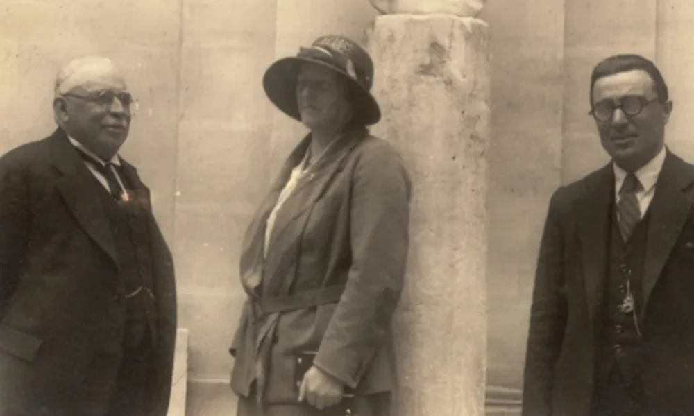 Kék emléktáblát kapott Dorothea Bate brit őslénykutató