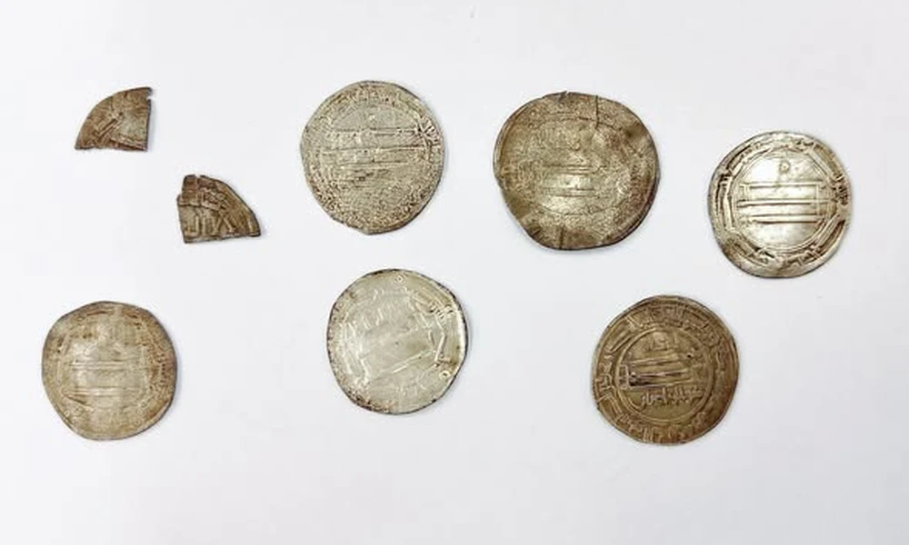 Arab-viking kereskedelemről árulkodnak a most talált ezüstdirhemek