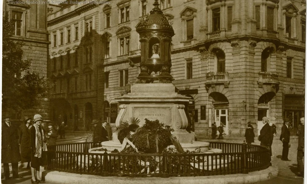 A Batthyány-örökmécses 1926-ban. Fotó: FSZEK Budapest Gyűjtemény
