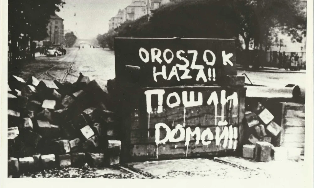 HU OSA 300-40-16 Magyarország 1956-os forradalom fényképei, magyar részleg; A Szabad Európa Rádió/Szabadság Rádió Kutatóintézetének feljegyzései; Blinken OSA Archívum
