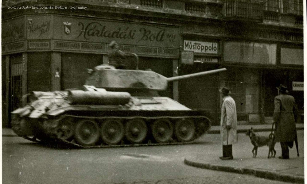 Fotó: FSZEK/Budapest-képarchívum/1956/Grcic Lajos és Grcicné Márta 1956-os fotógyűjteménye