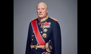 Meghalt V. Harald norvég király