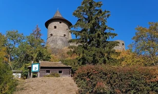 Magyar-szlovák együttműködésben újultak meg Salgó és Somoskő várai