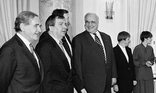 Nyilvánosságra hozták a német kormány 1995-ös kabinetüléseinek jegyzőkönyveit