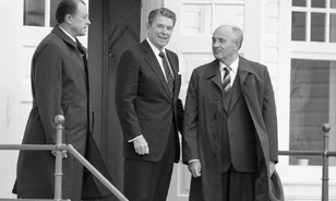 Bizalmatlanság miatt nem számolták fel a nukleáris fegyvereket 1986-ban