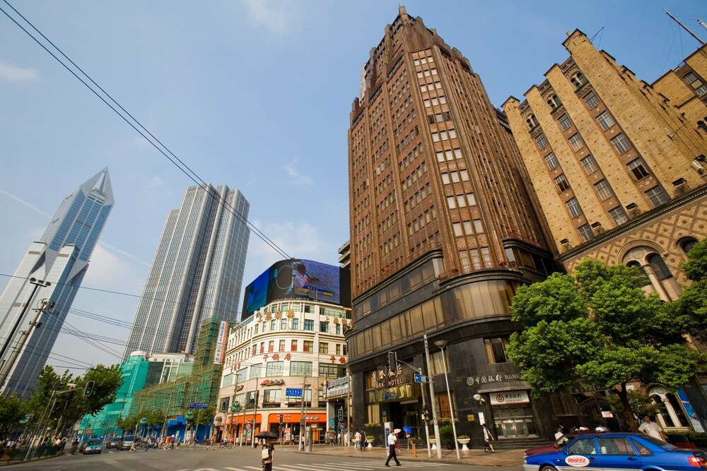 Az art deco stílusú Park Hotel sokáig Ázsia legmagasabb épületének számított (Forrás: Getty Images) 