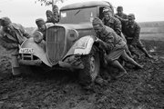 1942, Polski-Fiat 508 típusú gépkocsi