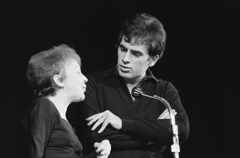 Édith Piaf második férje, Théo Sarapo társaságában (1962)