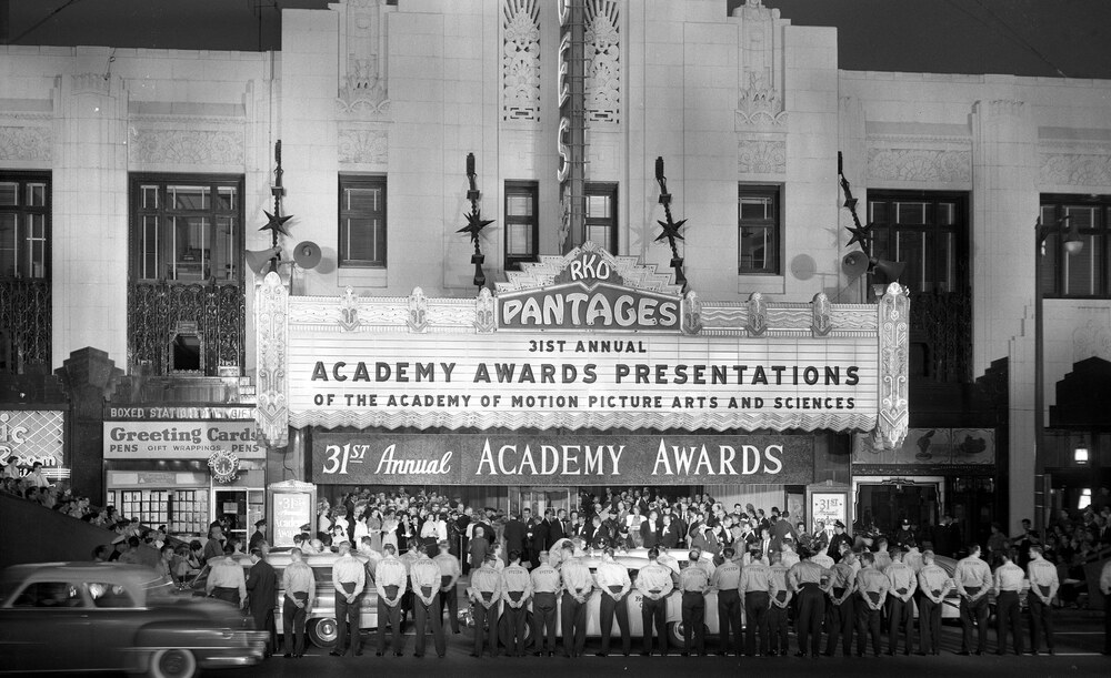 Az 1959-es Oscar-gálát már egészen más díszletek között rendezték (Wikipédia/ UCLA Library / CC BY 4.0)