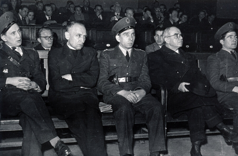 A kommunisták célkeresztjében az egyház: az 1949-es Mindszenty-per (kép forrása: Fortepan / Fortepan/Album045)