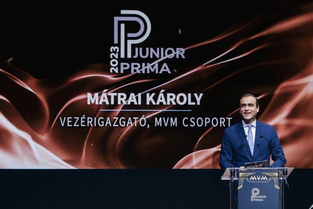 Mátrai Károly, az MVM Csoport vezérigazgatója köszöntötte a díjátadó vendégeit (Forrás: MVM Zrt.)